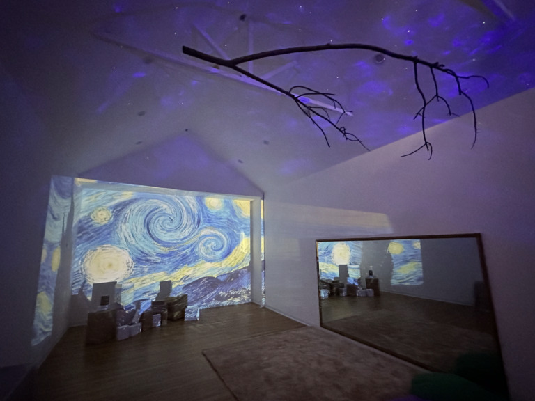 light-and-shadow-room-xuong-anh-sang-facilities-sky-international-preschool-mam-non-quoc-te-sky