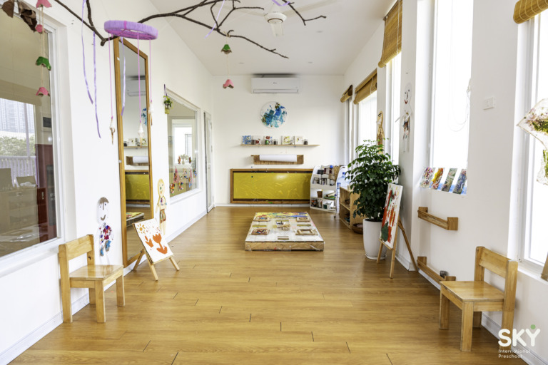 art-room-atelier-sky-international-preschool-mam-non-quoc-te-sky