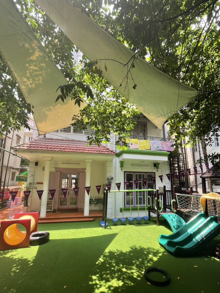 outdoor-playground-san-choi-sang-tao-sky
